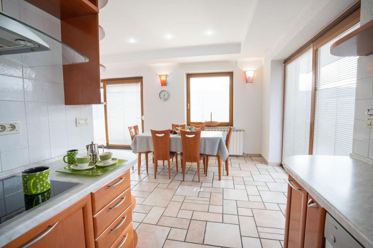Apartment Ajdi Ajdovščina المظهر الخارجي الصورة